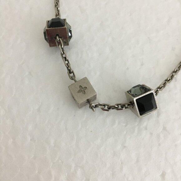 Louis Vuitton Crystal Gamble Station Bracelet 8" 100% Authentic Silver-Tone - Picture 4 of 9